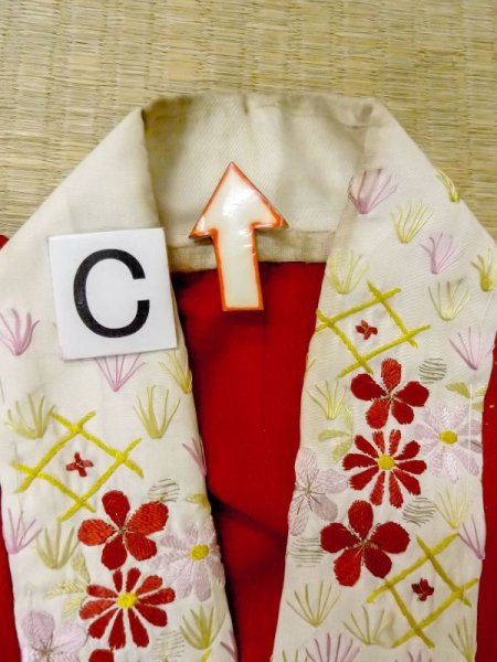 画像16: M0922L  女性用 襦袢  シルク(正絹)   赤色, 菊 【中古】 【USED】 【リサイクル】 ★★★☆☆ (16)