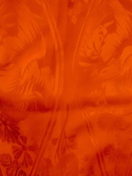 画像3: M0922P  女性用 襦袢 地紋：鳥、立涌柄 シルク（正絹）   赤色,  【中古】 【USED】 【リサイクル】 ★★★☆☆ (3)