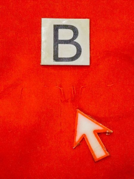 画像14: M0922Q  女性用 襦袢 地紋:手毬柄 シルク(正絹)   赤色,  【中古】 【USED】 【リサイクル】 ★★☆☆☆ (14)