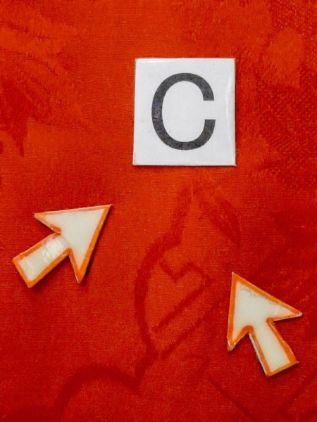 画像16: M0922R  女性用 襦袢  シルク(正絹)   赤色,  【中古】 【USED】 【リサイクル】 ★☆☆☆☆ (16)