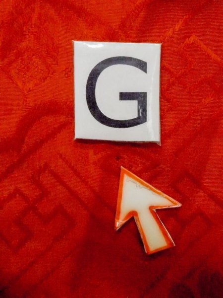 画像20: M0922R  女性用 襦袢  シルク(正絹)   赤色,  【中古】 【USED】 【リサイクル】 ★☆☆☆☆ (20)