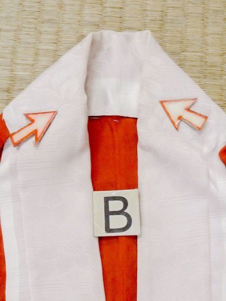 画像17: M0922S  女性用 襦袢 地紋:もみじ、鶴柄 化繊   赤色,  【中古】 【USED】 【リサイクル】 ★★☆☆☆ (17)