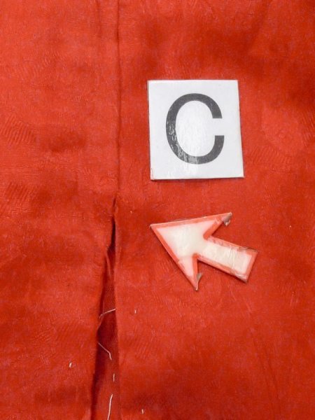 画像14: M0922T  女性用 襦袢 使用感あり、立涌 シルク(正絹)   赤色,  【中古】 【USED】 【リサイクル】 ★☆☆☆☆ (14)