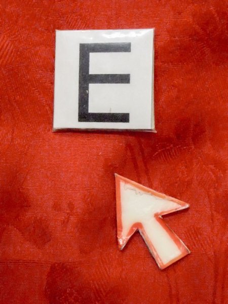 画像16: M0922T  女性用 襦袢 使用感あり、立涌 シルク(正絹)   赤色,  【中古】 【USED】 【リサイクル】 ★☆☆☆☆ (16)