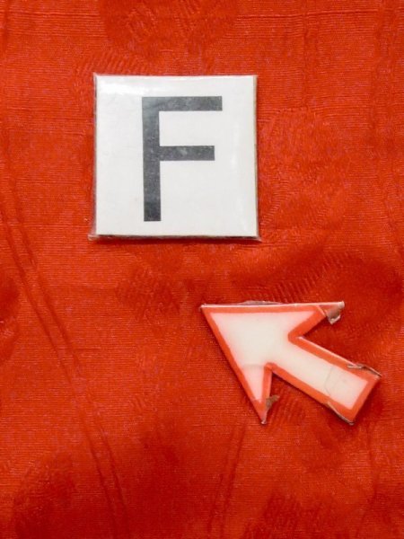 画像17: M0922T  女性用 襦袢 使用感あり、立涌 シルク(正絹)   赤色,  【中古】 【USED】 【リサイクル】 ★☆☆☆☆ (17)