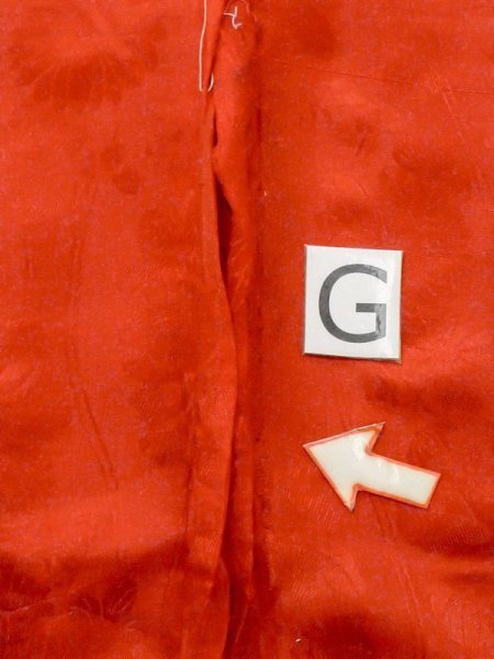 画像18: M0922T  女性用 襦袢 使用感あり、立涌 シルク(正絹)   赤色,  【中古】 【USED】 【リサイクル】 ★☆☆☆☆ (18)