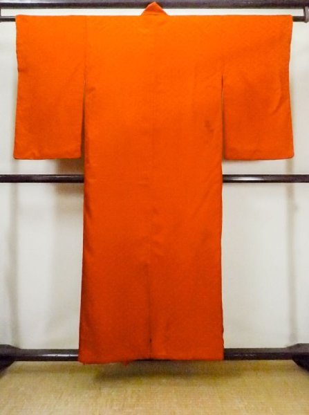 画像2: M0922W  女性用 襦袢 経年劣化、使用感あり、すそ綿入り シルク(正絹)   朱赤,  【中古】 【USED】 【リサイクル】 ★☆☆☆☆ (2)