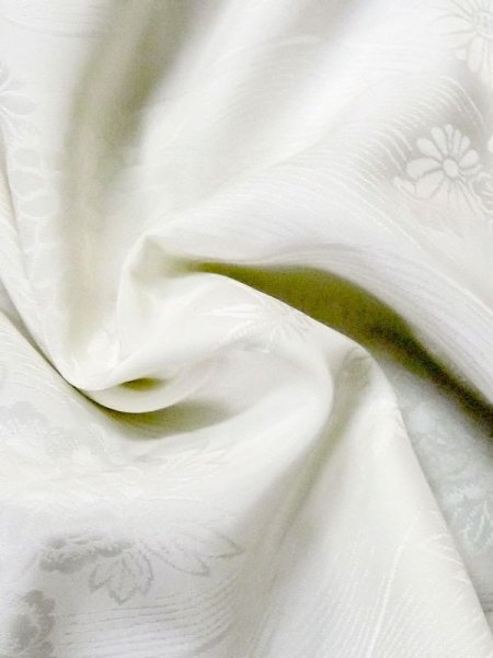 画像12: M0922Y  女性用 襦袢 流水 化繊   白,  【中古】 【USED】 【リサイクル】 ★★☆☆☆ (12)