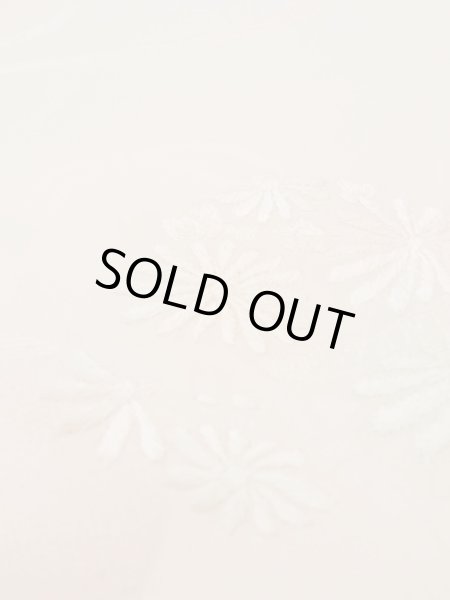 画像10: M1003A  女性用 襦袢 袖無双、地紋:鈴、手毬柄 シルク(正絹)  淡い 珊瑚色, ぼかし 【中古】 【USED】 【リサイクル】 ★★★☆☆ (10)