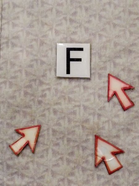 画像17: M1003O  女性用 襦袢 経年劣化、使用感あり ウール 淡い 灰色がかった 紫色, 抽象的模様 【中古】 【USED】 【リサイクル】 ★☆☆☆☆ (17)