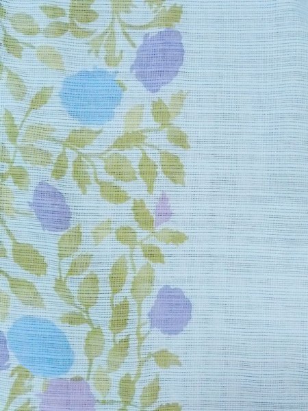 画像3: M1010A  女性用 浴衣(日本製)  綿  薄い 水色, 唐花 【中古】 【USED】 【リサイクル】 ★★☆☆☆ (3)