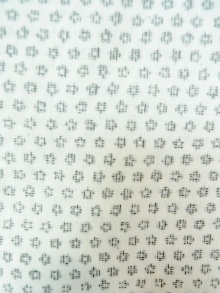 画像5: M1011C  男性用着物  シルク（正絹）   黒, 幾何学模様 【中古】 【USED】 【リサイクル】 ★★☆☆☆ (5)