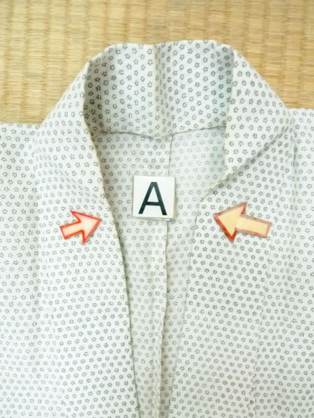 画像11: M1011C  男性用着物  シルク（正絹）   黒, 幾何学模様 【中古】 【USED】 【リサイクル】 ★★☆☆☆ (11)