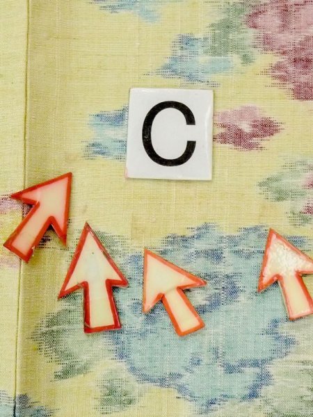 画像16: M1018P  女性用 単衣  シルク(正絹) 淡い 薄い 黄色, 花 【中古】 【USED】 【リサイクル】 ★★☆☆☆ (16)