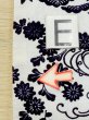 画像20: M1018T  女性用 単衣 使用感あり シルク（正絹）   白, 菊 【中古】 【USED】 【リサイクル】 ★★☆☆☆ (20)