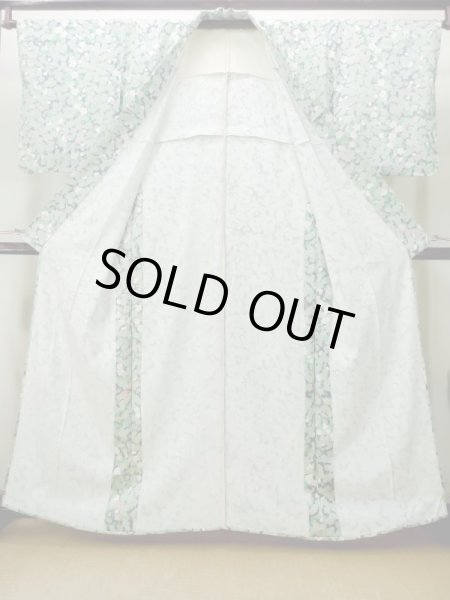 画像2: M1025M  女性用 単衣  シルク(正絹)  薄い 緑色, 梅 【中古】 【USED】 【リサイクル】 ★★☆☆☆ (2)