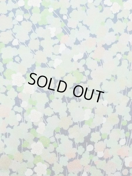 画像4: M1025M  女性用 単衣  シルク(正絹)  薄い 緑色, 梅 【中古】 【USED】 【リサイクル】 ★★☆☆☆ (4)