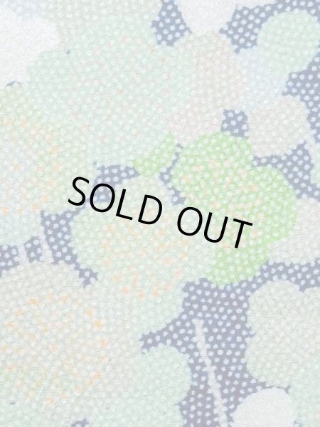 画像6: M1025M  女性用 単衣  シルク(正絹)  薄い 緑色, 梅 【中古】 【USED】 【リサイクル】 ★★☆☆☆ (6)