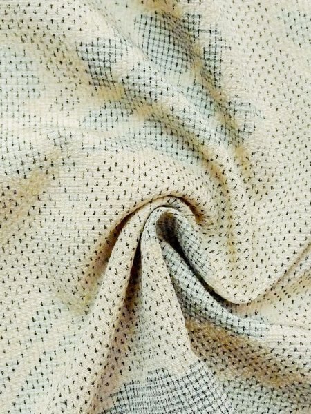 画像9: M1025P  女性用 塩沢紬 使用感あり シルク(正絹)   アイボリー, 葉 【中古】 【USED】 【リサイクル】 ★★☆☆☆ (9)