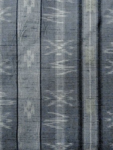 画像5: M1025Y  女性用 単衣 使用感あり シルク(正絹) 淡い 灰色がかった 紺, 縞 【中古】 【USED】 【リサイクル】 ★★☆☆☆ (5)