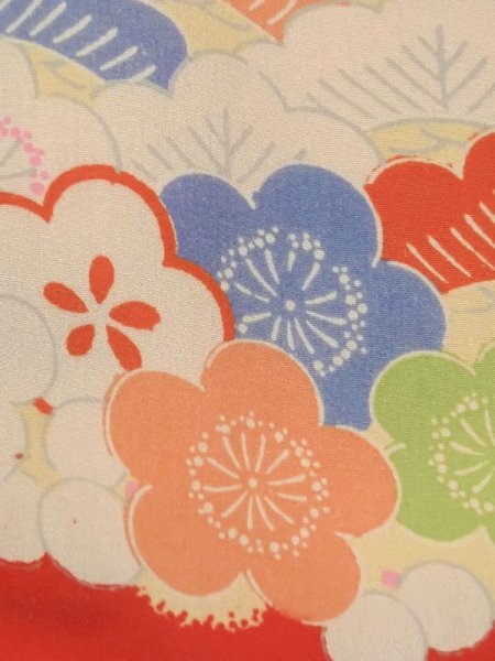 画像7: M1108A  女性用 子供用 経年劣化、使用感あり シルク(正絹)   赤色, ぼたん 【中古】 【USED】 【リサイクル】 ★☆☆☆☆ (7)