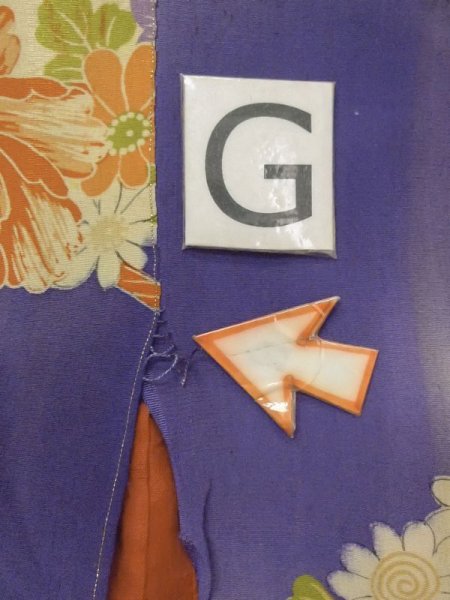 画像22: M1108B  女性用 子供用 色あせ/移り、他ダメージ、経年劣化、使用感あり シルク(正絹)  鮮やか 紫色, ぼたん 【中古】 【USED】 【リサイクル】 ★☆☆☆☆ (22)