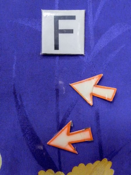 画像17: M1108D  女性用 子供用 穴/破れ、色あせ/移り、経年劣化、使用感あり シルク(正絹)  鮮やか 紫色, ぼたん 【中古】 【USED】 【リサイクル】 ★☆☆☆☆ (17)