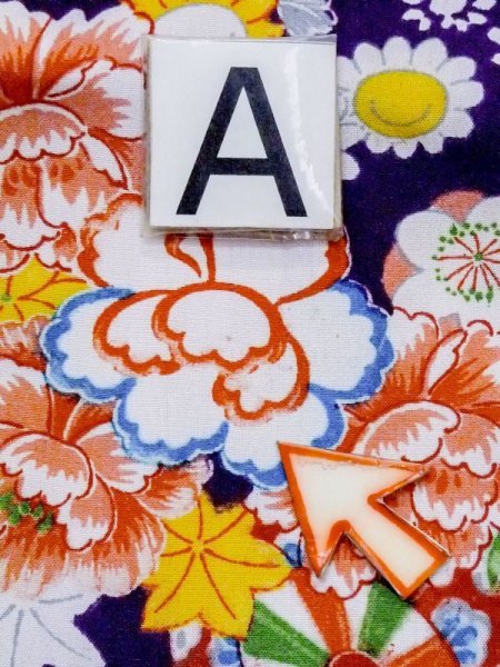 画像16: M1108F  女性用 襦袢 扇柄 シルク(正絹)  鮮やか 紫色, ぼたん 【中古】 【USED】 【リサイクル】 ★★☆☆☆ (16)