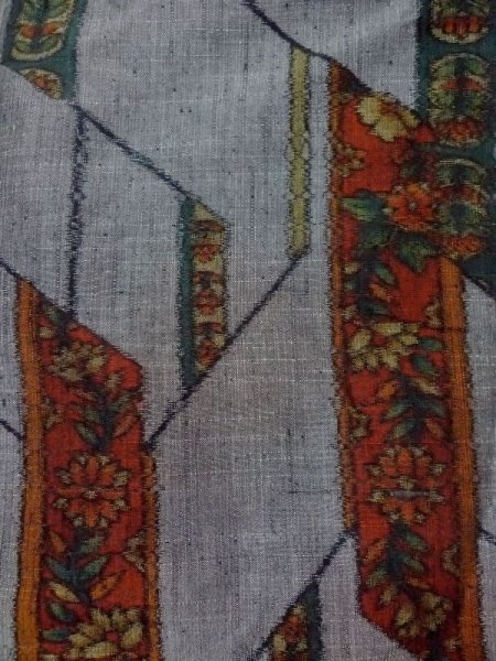 画像3: M1108N Mint  女性用 紬  シルク(正絹)   灰色, 花 【中古】 【USED】 【リサイクル】 ★★★★★ (3)