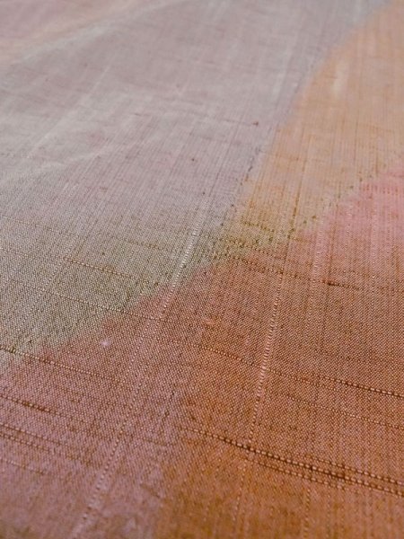 画像9: M1108R Mint  女性用 紬  シルク（正絹）  淡い マルチカラー, 抽象的模様 【中古】 【USED】 【リサイクル】 ★★★★☆ (9)