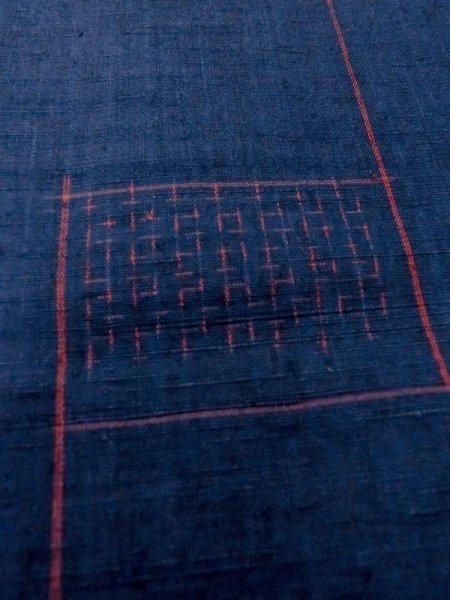 画像9: M1108S  女性用 紬  シルク(正絹)   藍, 四角 【中古】 【USED】 【リサイクル】 ★★★☆☆ (9)