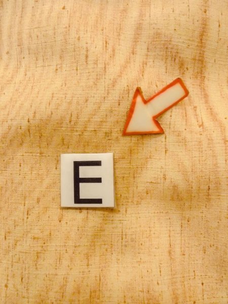 画像18: M1108V  女性用 付下げ  シルク（正絹）  茶色み 山吹, 壺 【中古】 【USED】 【リサイクル】 ★★★☆☆ (18)