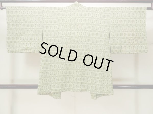 画像2: M1121D  女性用 羽織  シルク（正絹） 淡い 灰色がかった 緑色, 花 【中古】 【USED】 【リサイクル】 ★★★☆☆ (2)