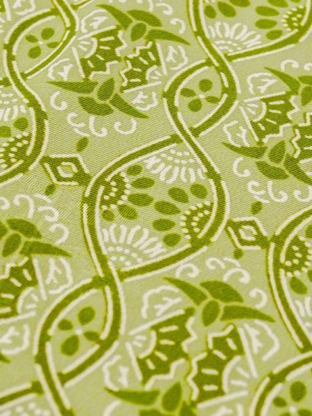 画像7: M1121D  女性用 羽織  シルク(正絹) 淡い 灰色がかった 緑色, 花 【中古】 【USED】 【リサイクル】 ★★★☆☆ (7)