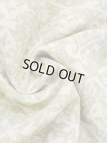 画像12: M1121F  女性用 羽織  シルク（正絹） 淡い 薄い 緑色, 三角 【中古】 【USED】 【リサイクル】 ★★☆☆☆ (12)