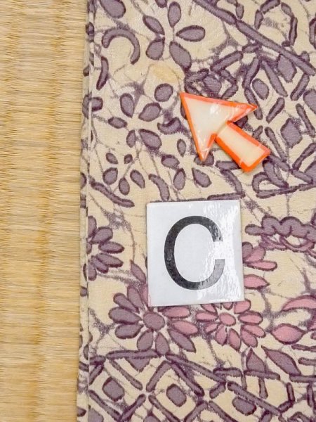 画像16: M1121I  女性用 羽織  シルク(正絹)  灰色がかった 紫色, 花 【中古】 【USED】 【リサイクル】 ★★☆☆☆ (16)