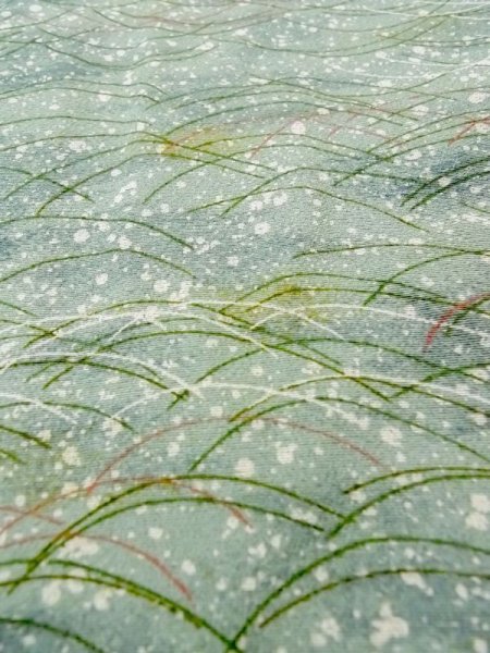 画像9: M1121K  女性用 羽織  シルク(正絹)  淡い 緑色, 芝草 【中古】 【USED】 【リサイクル】 ★★☆☆☆ (9)