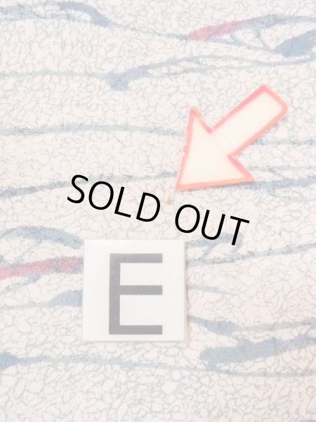 画像18: M1121L  女性用 羽織  シルク（正絹）   ベージュ, 抽象的模様 【中古】 【USED】 【リサイクル】 ★★★☆☆ (18)