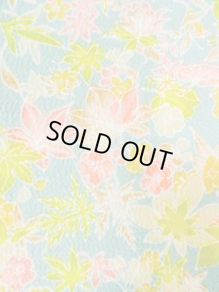 画像4: M1121O Mint  女性用 羽織  シルク（正絹）   マルチカラー, 花 【中古】 【USED】 【リサイクル】 ★★★★☆ (4)