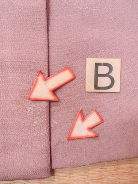 画像14: M1121W  女性用 羽織  シルク(正絹)  灰色がかった 桃色, 菊 【中古】 【USED】 【リサイクル】 ★★★☆☆ (14)