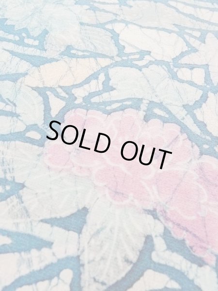 画像9: M1122C  女性用 羽織  シルク（正絹）   マルチカラー, ぼたん 【中古】 【USED】 【リサイクル】 ★★★☆☆ (9)