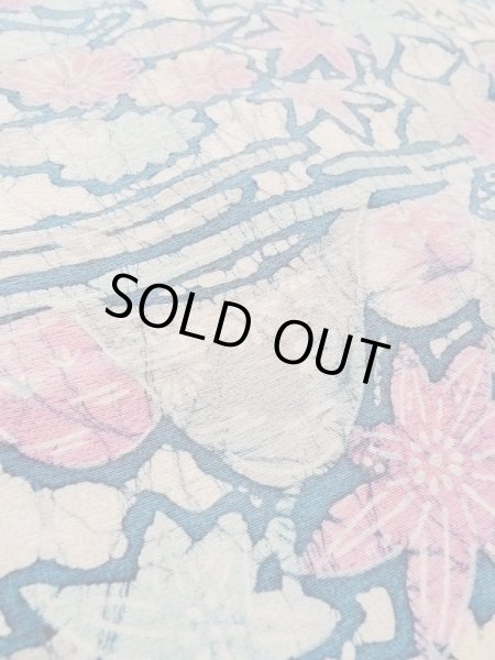 画像10: M1122C  女性用 羽織  シルク（正絹）   マルチカラー, ぼたん 【中古】 【USED】 【リサイクル】 ★★★☆☆ (10)