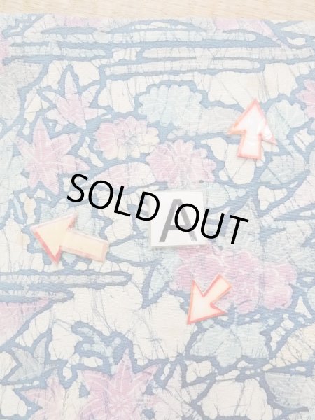 画像14: M1122C  女性用 羽織  シルク（正絹）   マルチカラー, ぼたん 【中古】 【USED】 【リサイクル】 ★★★☆☆ (14)