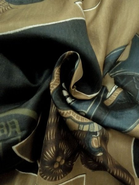 画像11: M1128K  男性用襦袢 七福神柄、硬貨柄 化繊   黒, 岩 【中古】 【USED】 【リサイクル】 ★☆☆☆☆ (11)