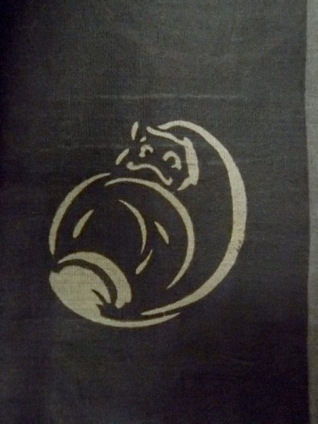 画像9: M1128Q  羽織  シルク(正絹)   茶色, 抽象的模様 【中古】 【USED】 【リサイクル】 ★★☆☆☆ (9)