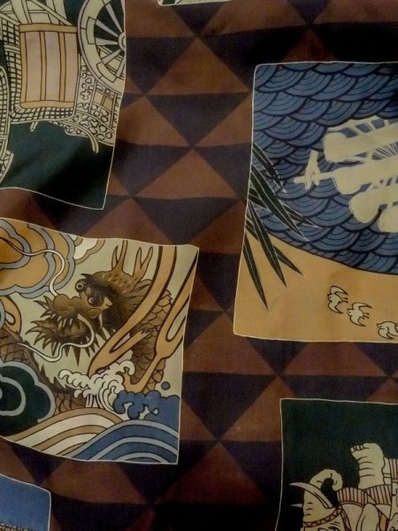 画像9: M1128U  羽織  シルク(正絹)   茶色, 抽象的模様 【中古】 【USED】 【リサイクル】 ★☆☆☆☆ (9)