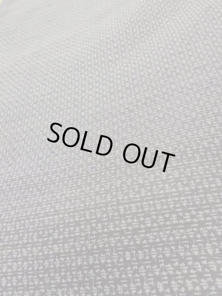 画像6: M1128V  羽織  シルク(正絹)  青み 灰色, 抽象的模様 【中古】 【USED】 【リサイクル】 ★★☆☆☆ (6)