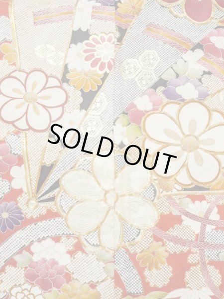 画像8: M1207A  女性用 振袖  シルク（正絹）   赤色, ぼたん 【中古】 【USED】 【リサイクル】 ★★★☆☆ (8)