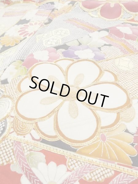 画像14: M1207A  女性用 振袖  シルク（正絹）   赤色, ぼたん 【中古】 【USED】 【リサイクル】 ★★★☆☆ (14)