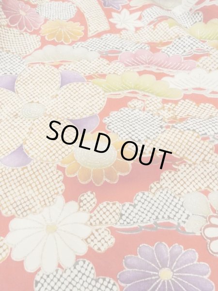 画像18: M1207A  女性用 振袖  シルク（正絹）   赤色, ぼたん 【中古】 【USED】 【リサイクル】 ★★★☆☆ (18)